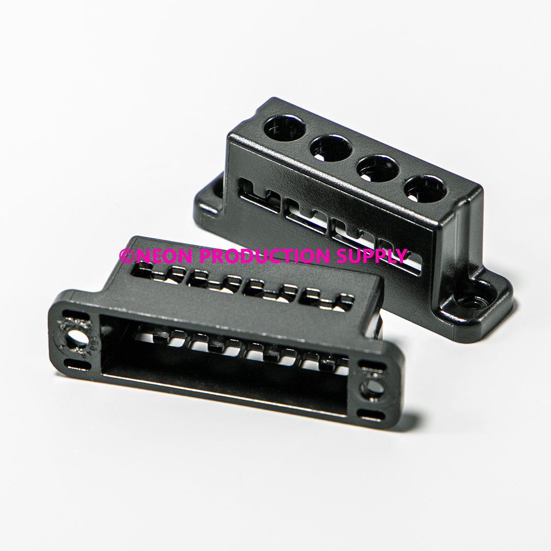 Crown DCi Output Connector Cover - 5026848