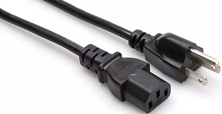 Hosa IEC Cable - IEC C13 to NEMA 5-15P, 1.5' - PWC-401.5